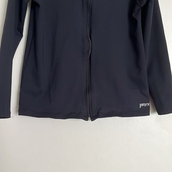 A woman’s sports jacket, black zipper hoodie, size medium pnyx made in Brazil - Picture 4 of 7